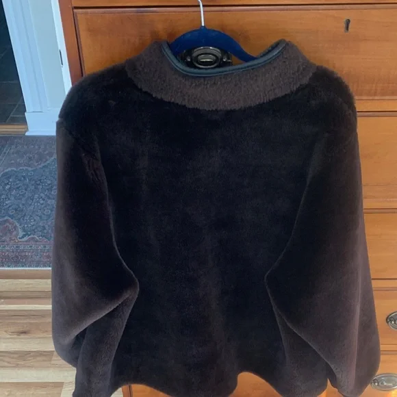 Elegant Brown Faux Fur Women's Coat - Picture 4 of 4